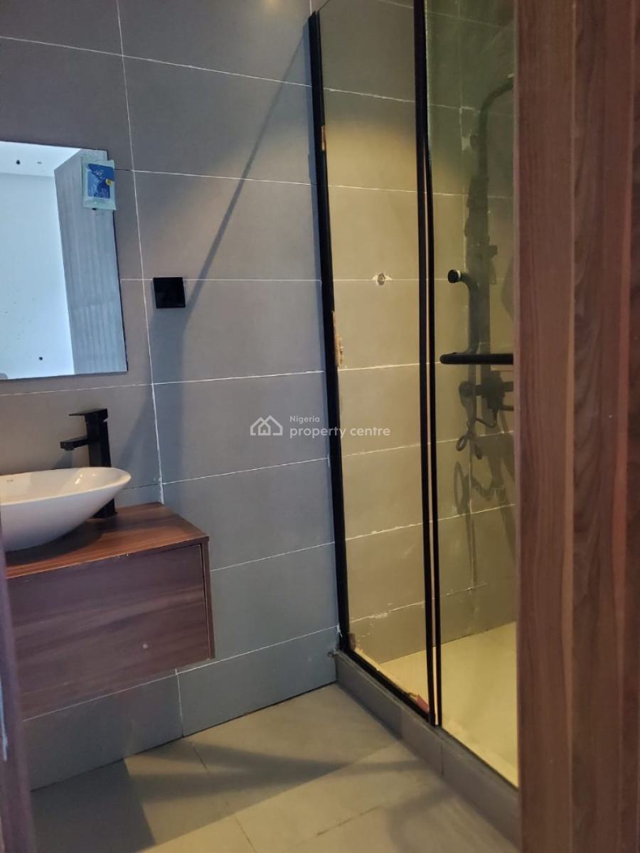 Furnished and Serviced 2 Bedroom Apartment, Lekki Phase 1, Lekki, Lagos, Flat / Apartment for Sale