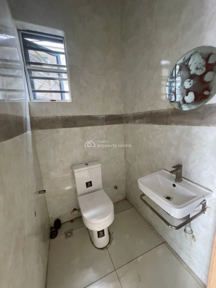 Clean and Spacious Studio Apartment in a Safe and Secured Estate, Oral Estate, Lekki, Lagos, Flat / Apartment for Rent