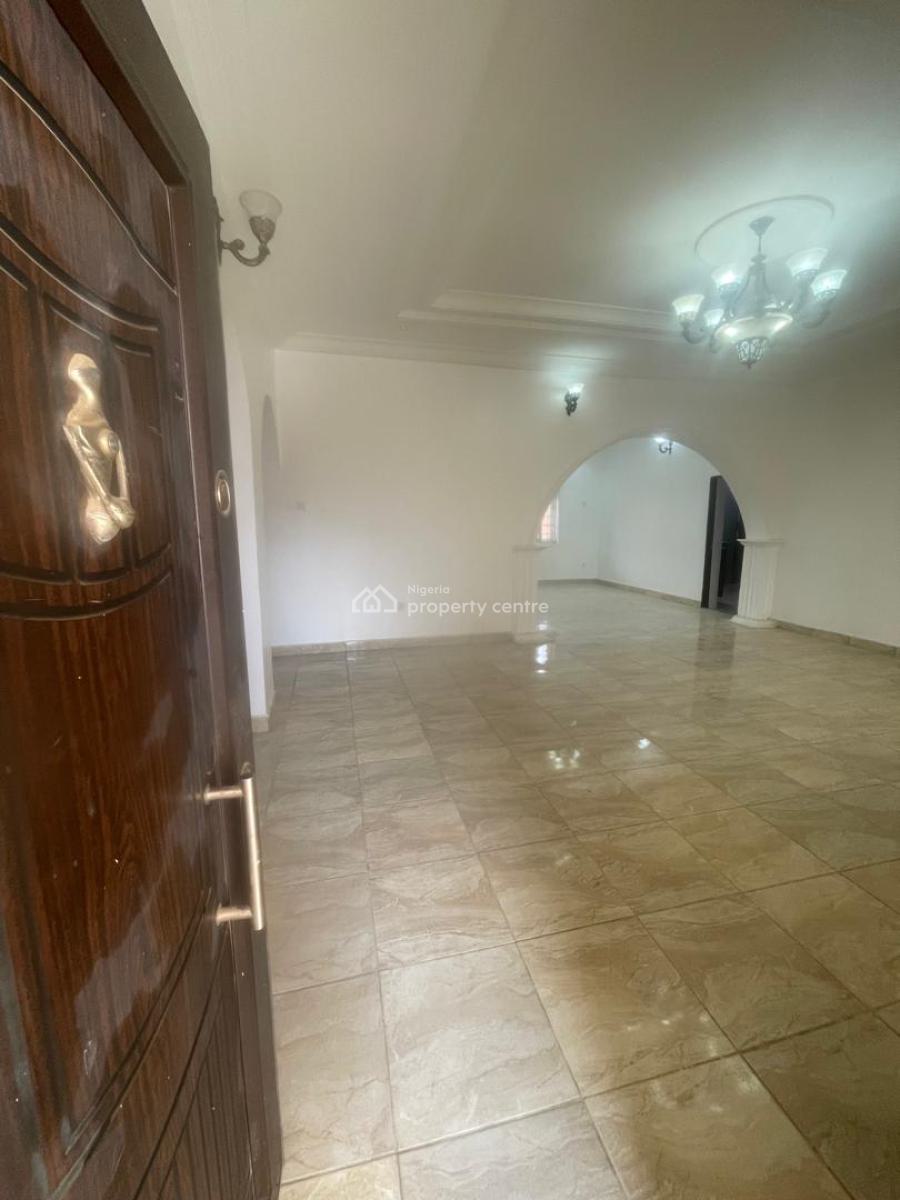 Standard 3 Bedroom Apartment on The Ground Floor on a Tarred Road, Jahi, Abuja, Flat / Apartment for Rent
