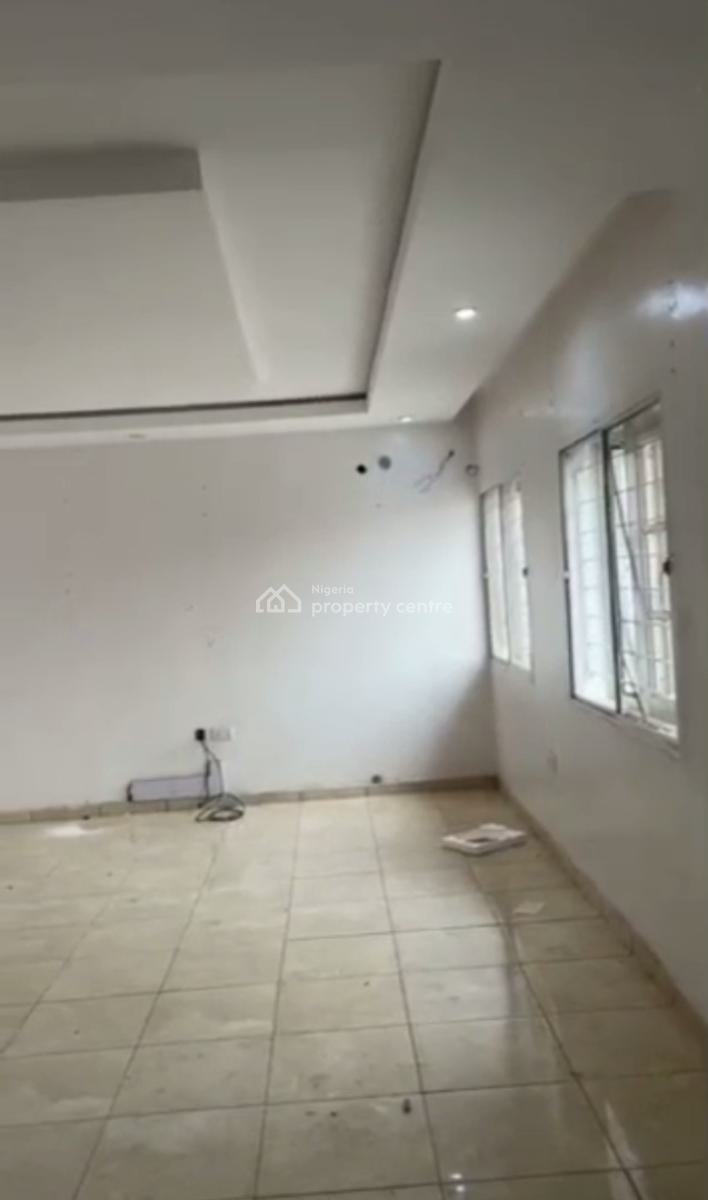 Executive Fully Finished Luxury 2 Bedroom Flat Upstairs., Ramat, Gra, Ogudu, Lagos, Flat / Apartment for Rent