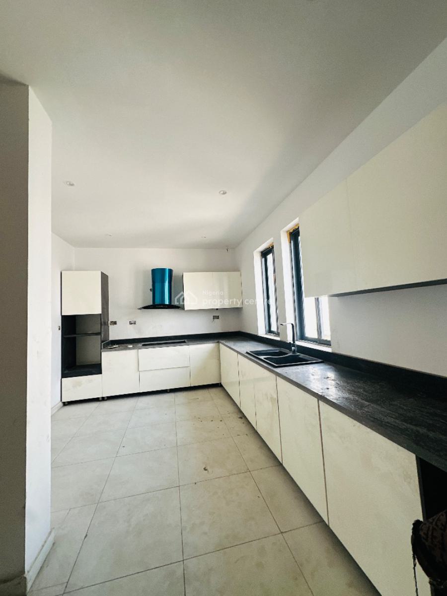 4bedrooms Maisonette with Swimming Pool and Bq, Banana, Banana Island, Ikoyi, Lagos, House for Sale