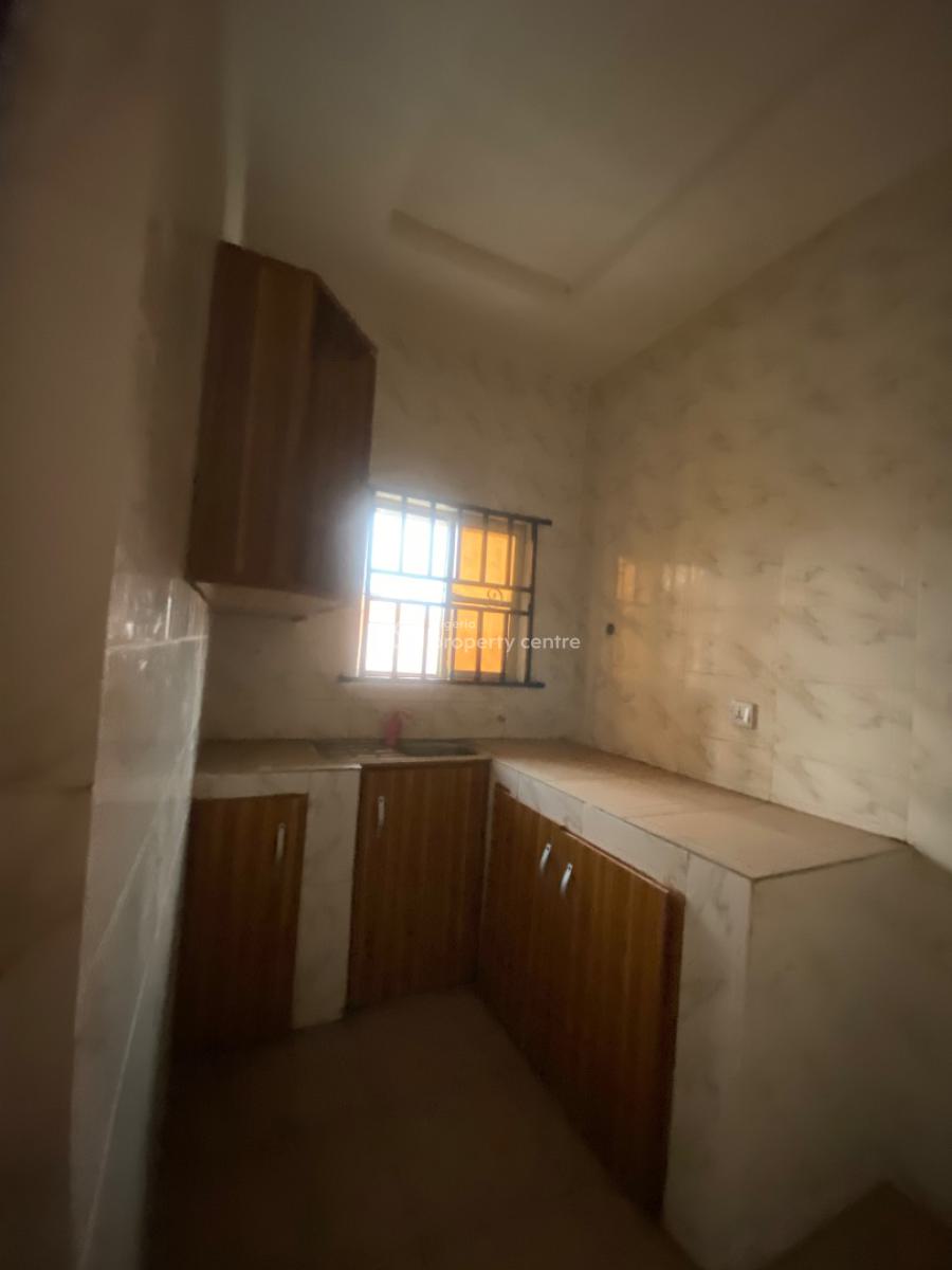 Spacious 2 Bedroom Apartment Upstairs, Joseph Avenue Estate Sangotedo Ajah, Sangotedo, Ajah, Lagos, Flat / Apartment for Rent