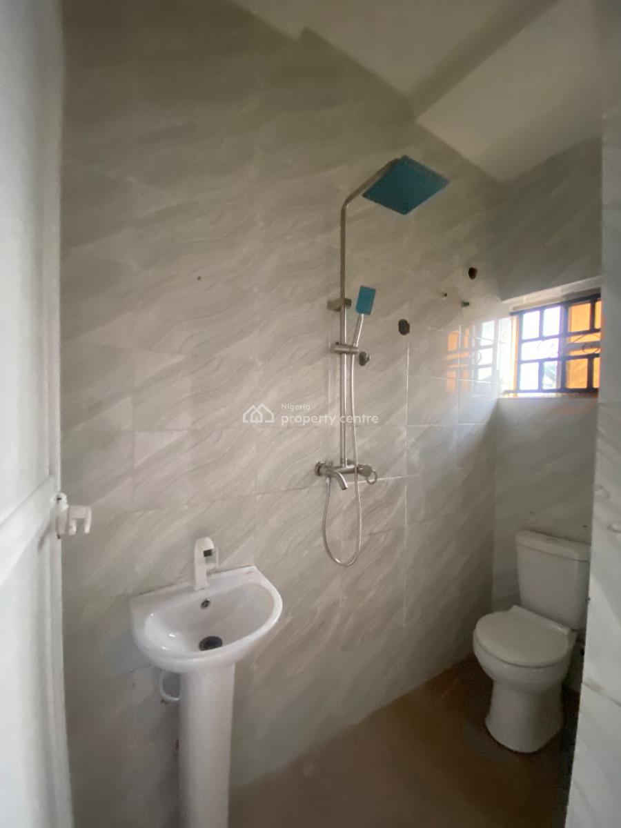 Spacious 2 Bedroom Apartment Upstairs, Joseph Avenue Estate Sangotedo Ajah, Sangotedo, Ajah, Lagos, Flat / Apartment for Rent