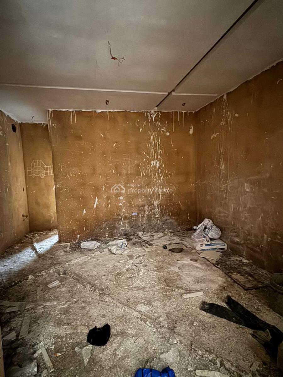 Roverbs Court Is a Purpose-built Property Designed for Investors, Roverbs Court Is a Purpose-built Property Designed for Investors, Obanikoro, Shomolu, Lagos, Block of Flats for Sale