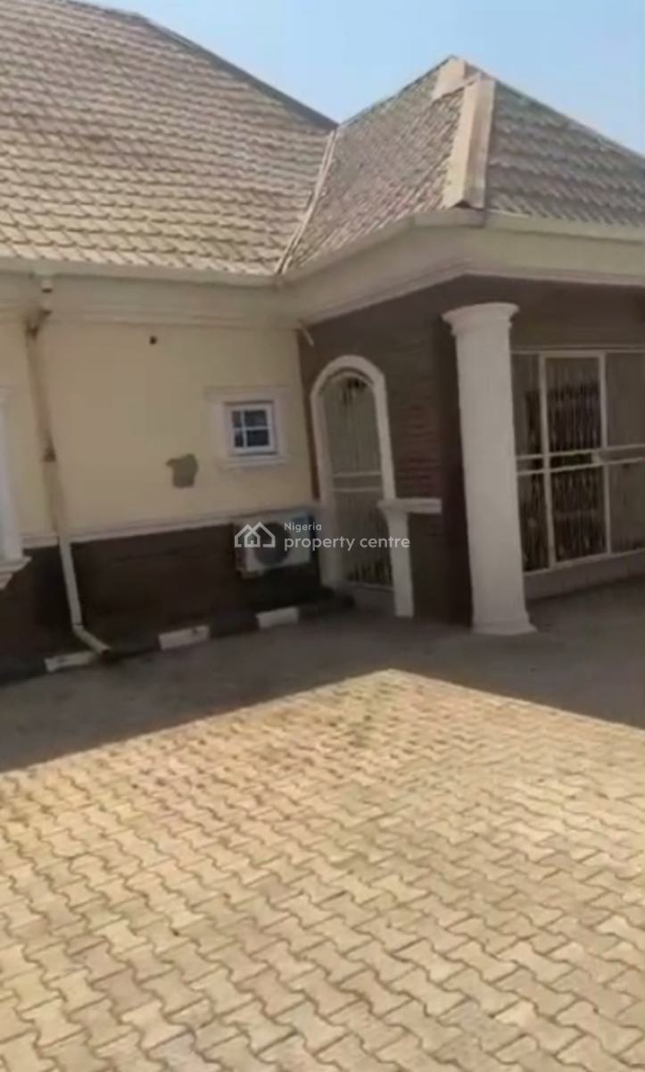 3 Bedroom Bungalow with Bq, Lugbe District, Abuja, Detached Bungalow for Sale