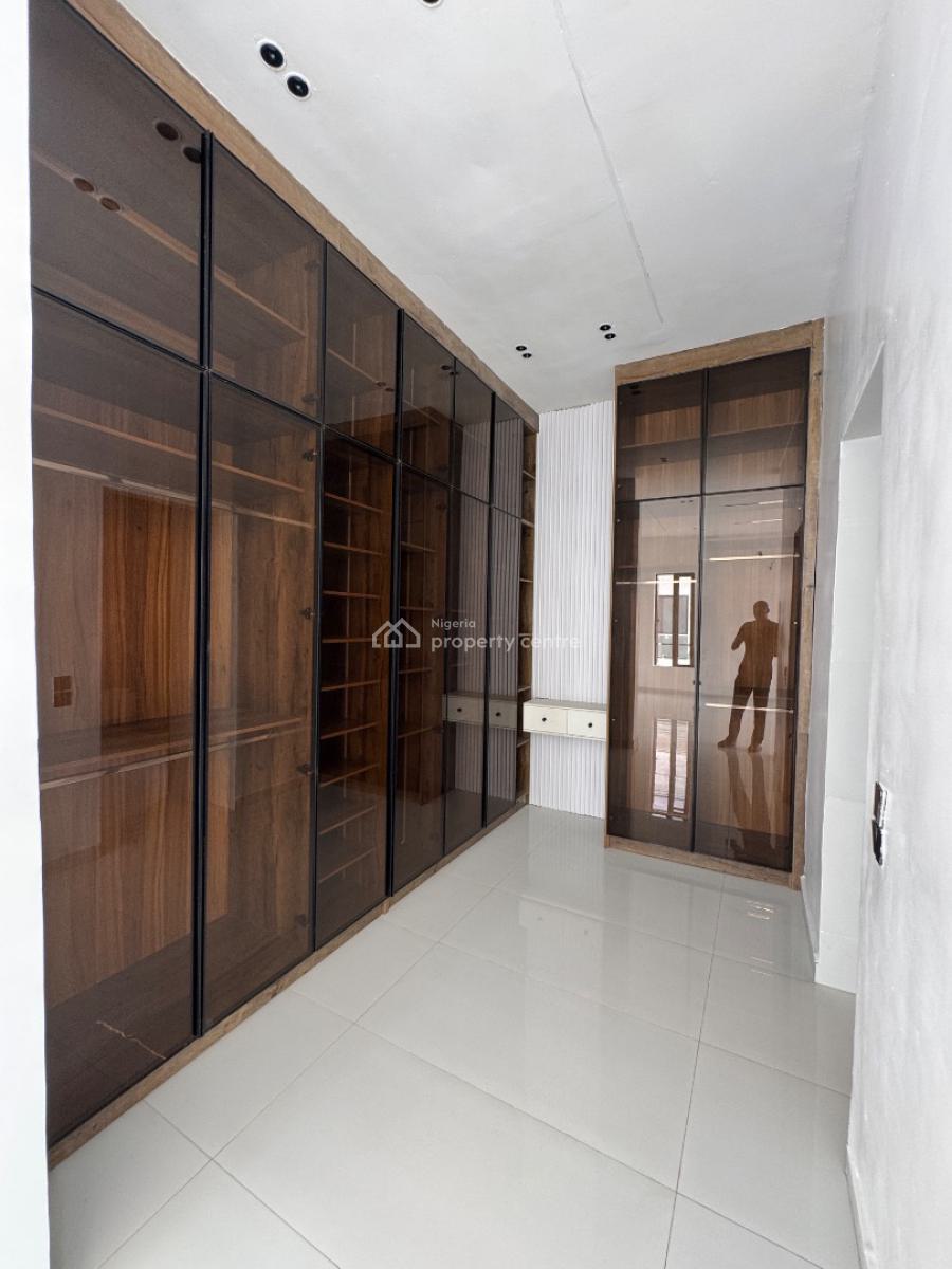 Gigantic 5 Bedroom Detached Home with Swimming Pool, Ajah, Lagos, Detached Duplex for Sale