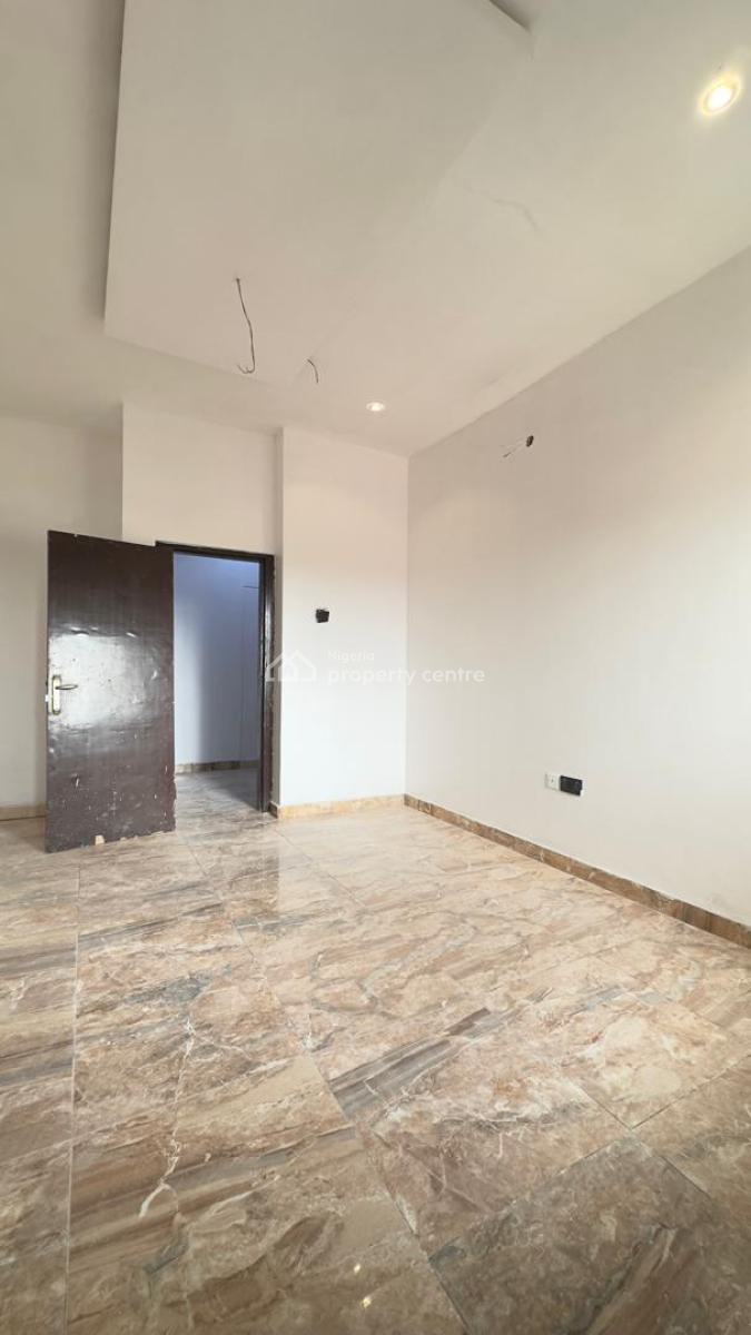 Standard Studio Apartment with Kitchenette & Swimming Pool, Canal West Estate, Osapa, Lekki, Lagos, Self Contain (single Rooms) for Rent