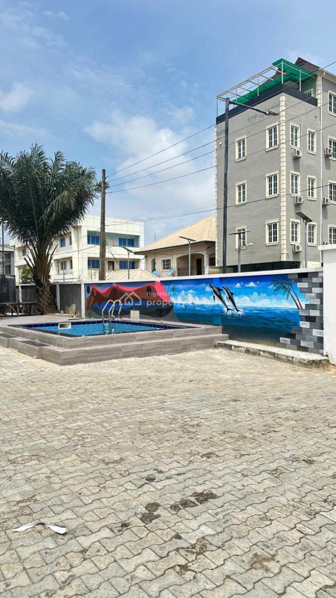 Standard Studio Apartment with Kitchenette & Swimming Pool, Canal West Estate, Osapa, Lekki, Lagos, Self Contain (single Rooms) for Rent