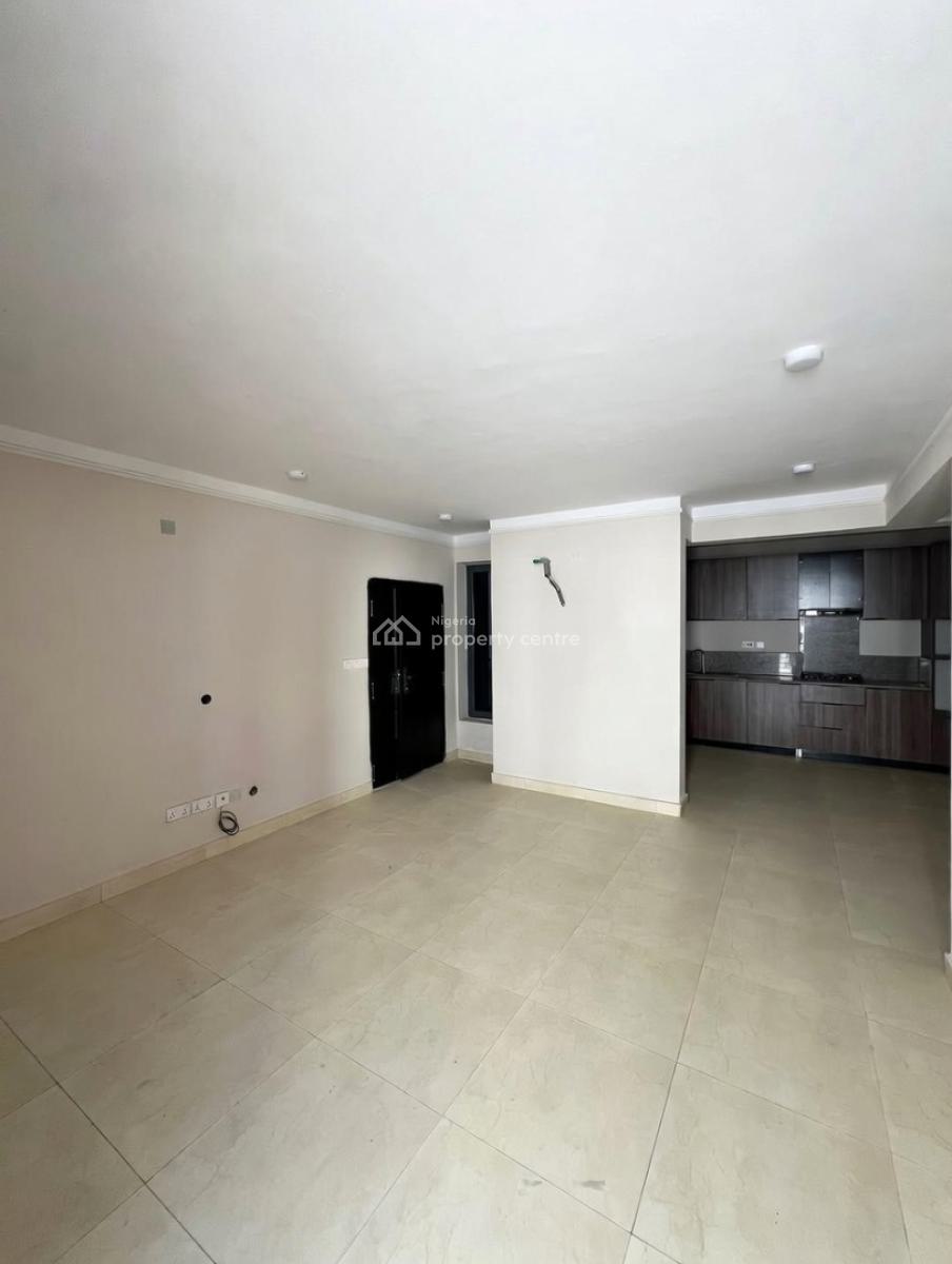 Luxury 2 Bedroom Apartment, Osapa, Lekki, Lagos, Block of Flats for Sale
