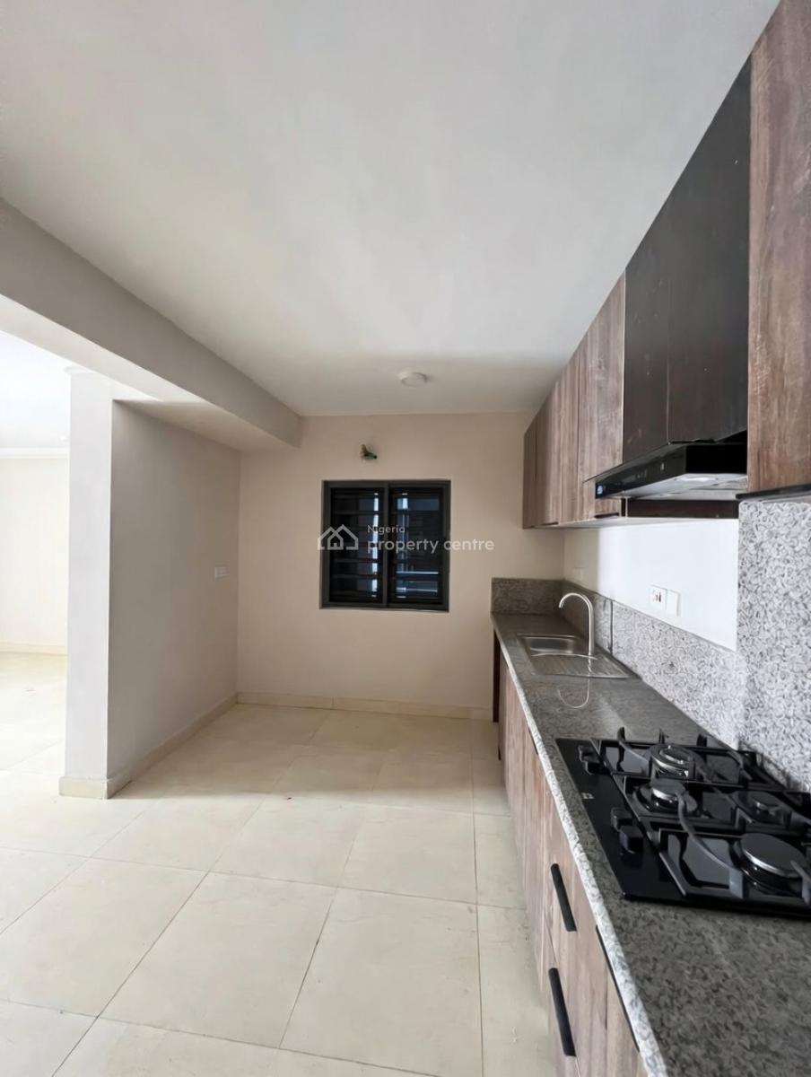 Luxury 2 Bedroom Apartment, Osapa, Lekki, Lagos, Block of Flats for Sale