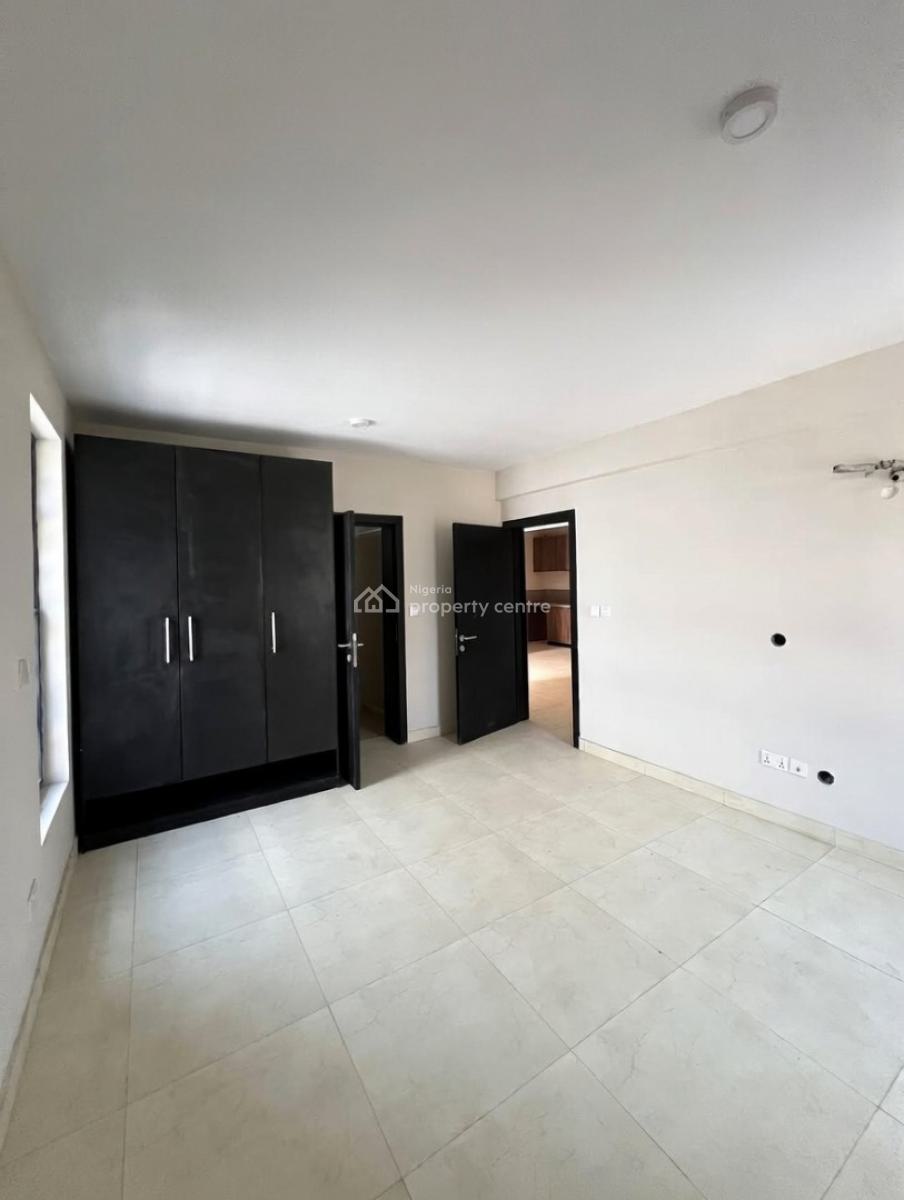 Luxury 2 Bedroom Apartment, Osapa, Lekki, Lagos, Block of Flats for Sale