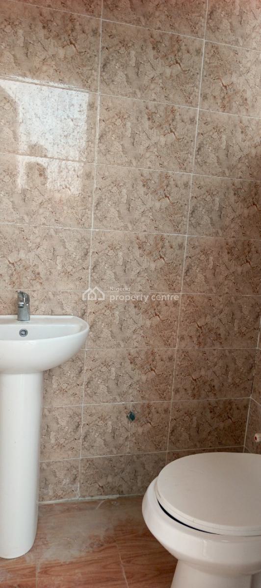 2bedrooms, Powerline Estate, Magboro, Ogun, Flat / Apartment for Rent