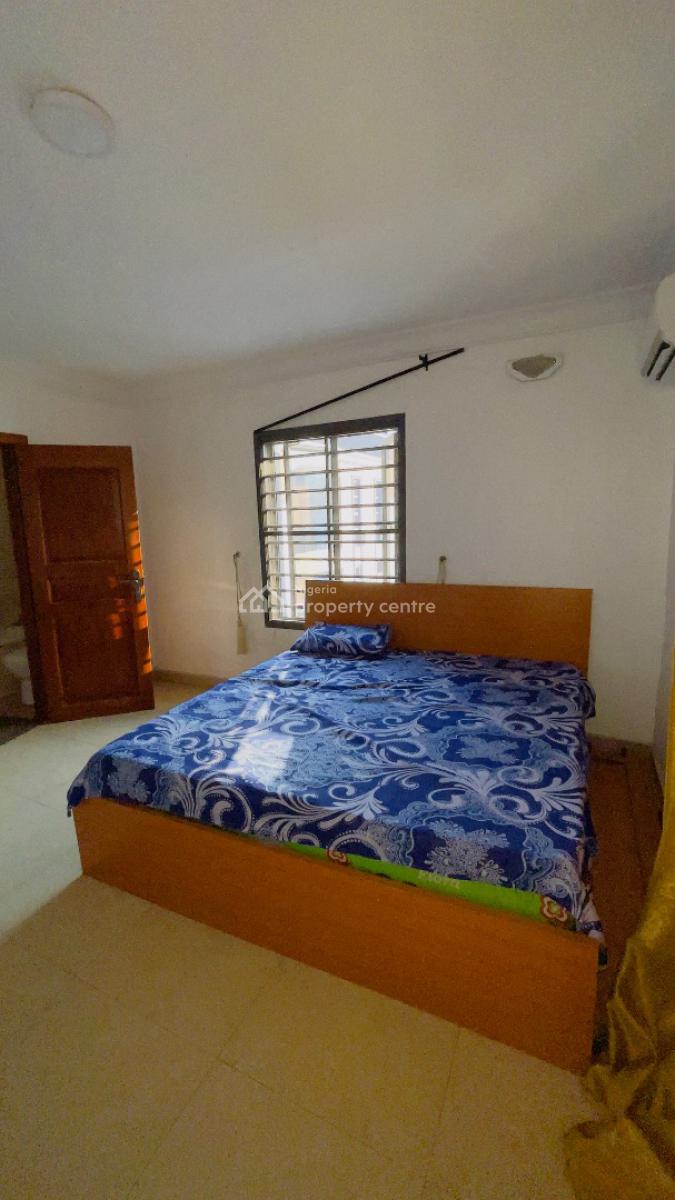 Spacious One Room Self Contained, Off Dele Adedeji Street., Lekki Phase 1, Lekki, Lagos, Self Contain (single Rooms) for Rent