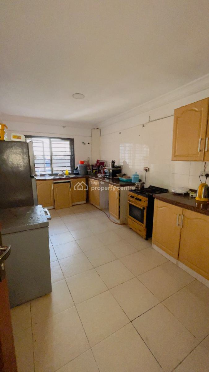 Spacious One Room Self Contained, Off Dele Adedeji Street., Lekki Phase 1, Lekki, Lagos, Self Contain (single Rooms) for Rent