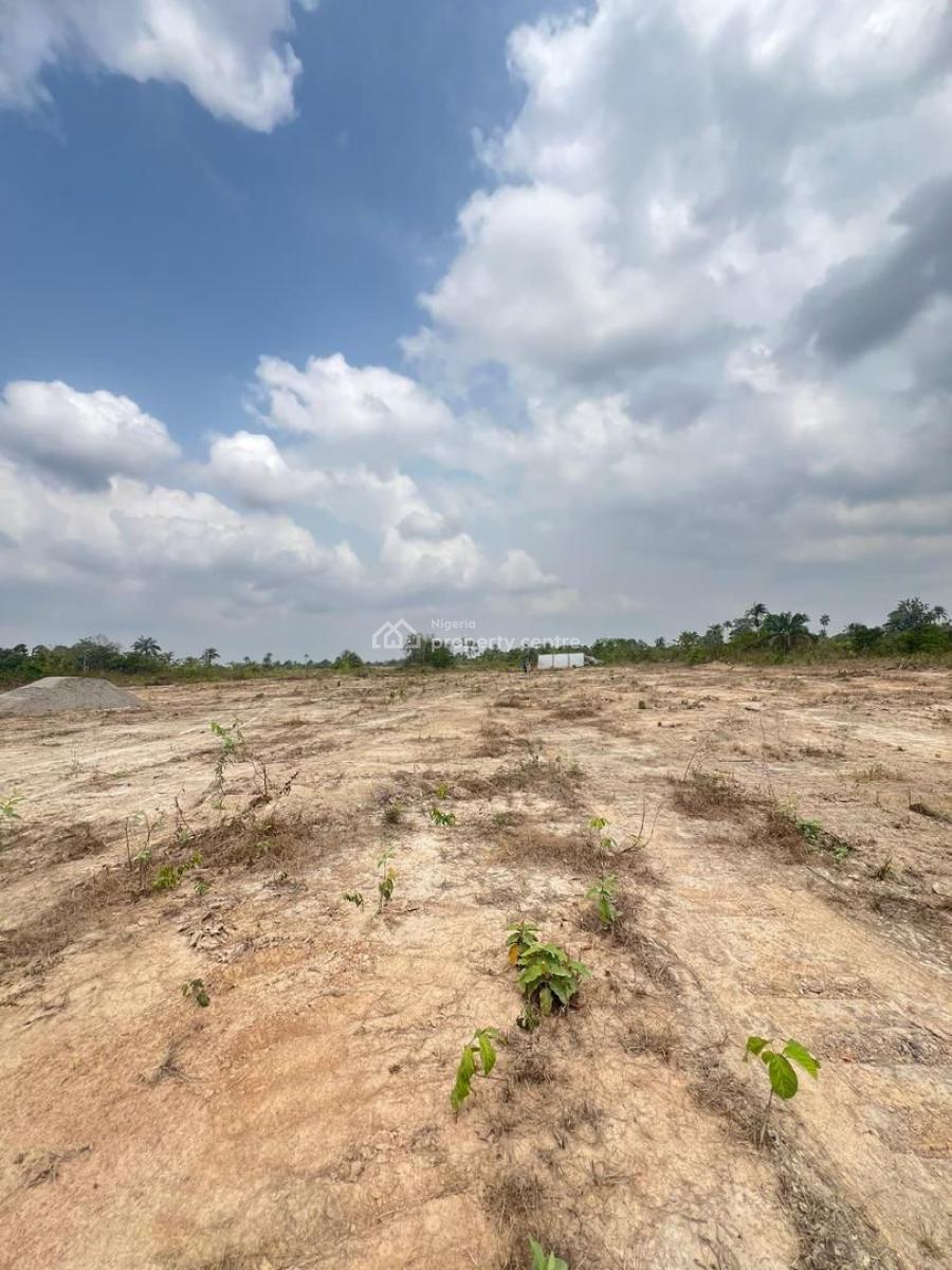 Secure Commercial Plots Close to The Road, Idowa Along Epe-ikorodu Road, Epe, Lagos, Commercial Land for Sale