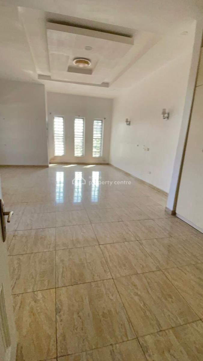 Distress 4bedroom Semi Detached Duplex, Ikota Villa Estate Directly Behind Mega Chiken, Ikota, Lekki, Lagos, Semi-detached Duplex for Sale