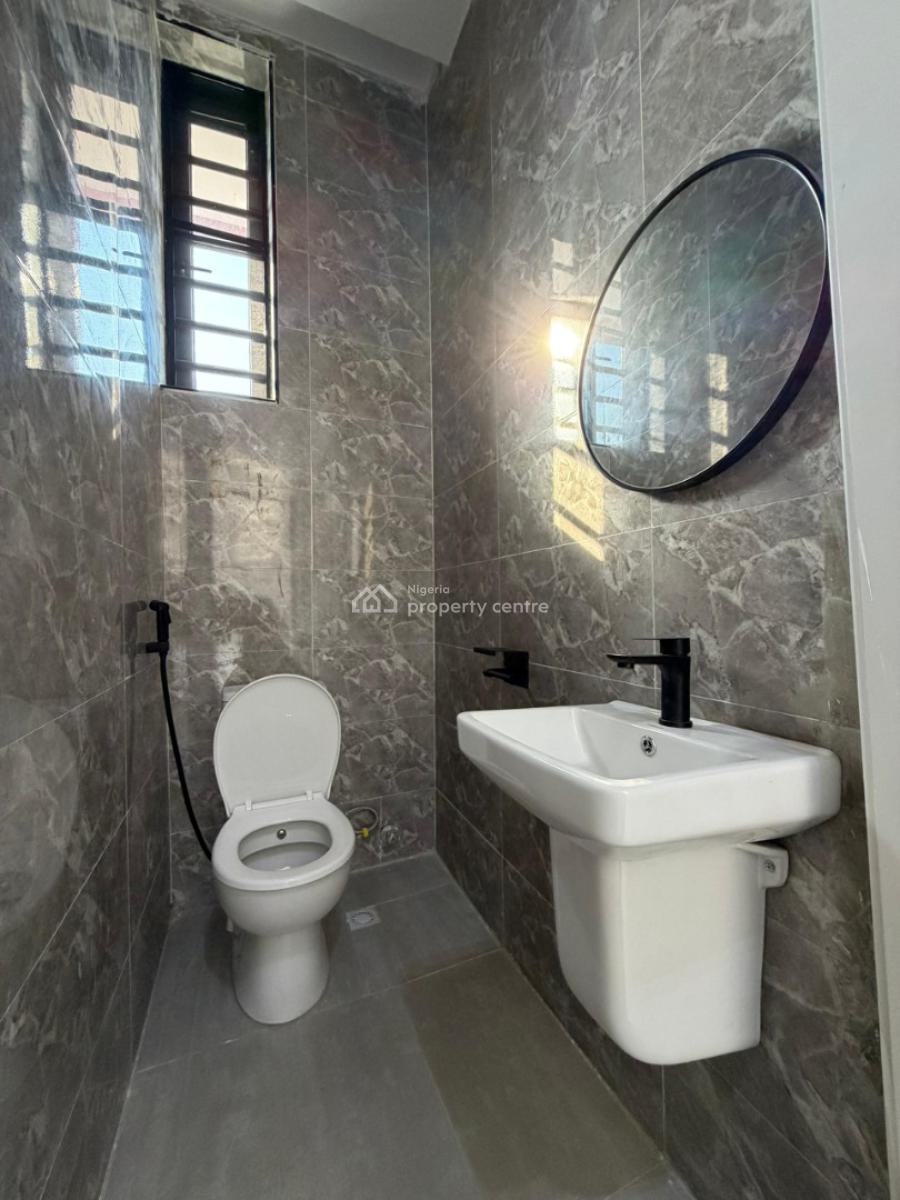 2bedroom Serviced Apartment, Ologolo, Ologolo, Lekki, Lagos, Flat / Apartment for Sale