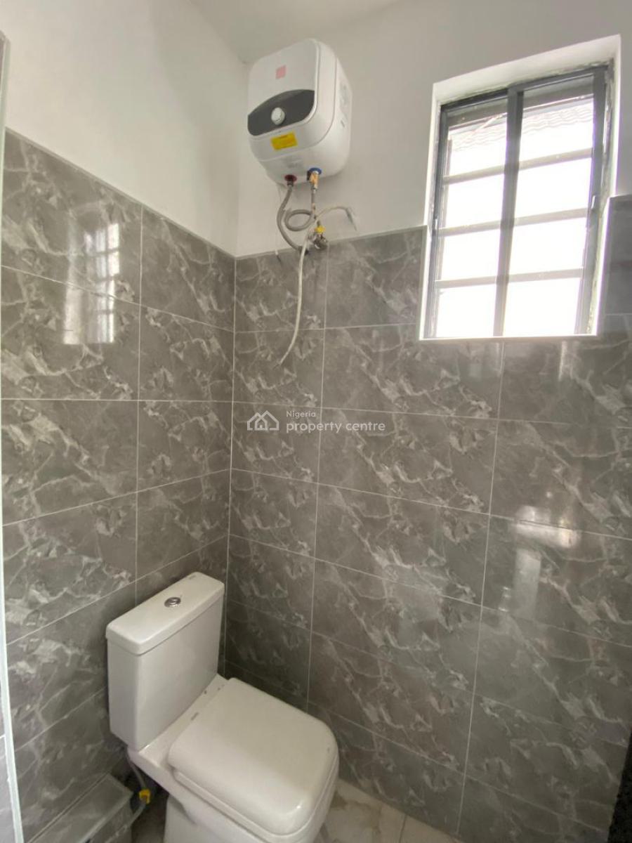 Spacious 2-bedroom Apartment with Bq in a Secure and Serene Estate, Lekki Phase 1, Lekki, Lagos, Flat / Apartment for Sale