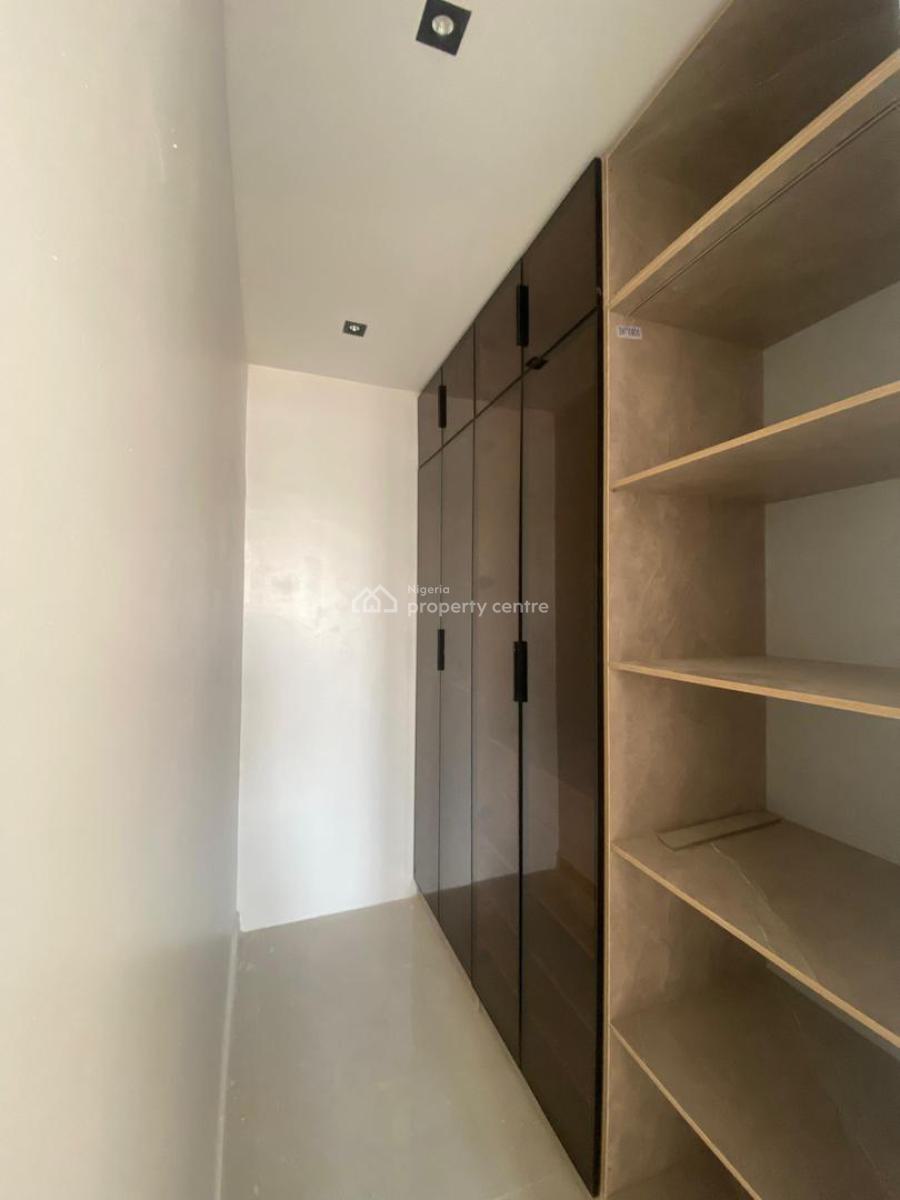 Elegant 5-bedroom Fully Detached Duplex with Bq in a Secure Estate, Lekki Phase 1, Lekki, Lagos, Detached Duplex for Sale