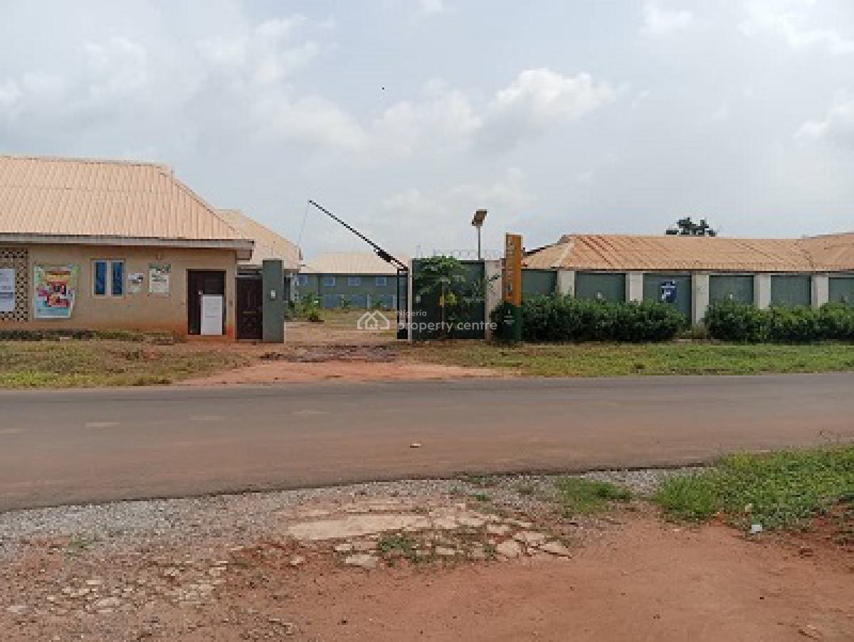 Functional Hotel, ,ilara-ilisan Road, Ilara Remo, Remo North, Ogun, Hotel / Guest House for Sale