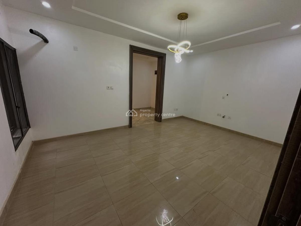 Cozy 4bedroom Terrace Duplex with 2 Living Room and a Bq, Jahi, Abuja, Terraced Duplex for Sale