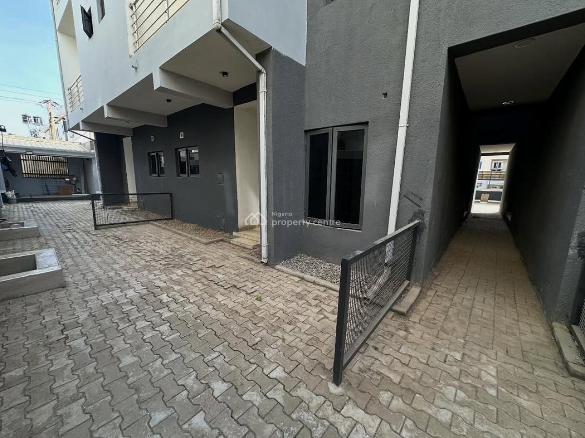 Cozy 4bedroom Terrace Duplex with 2 Living Room and a Bq, Jahi, Abuja, Terraced Duplex for Sale