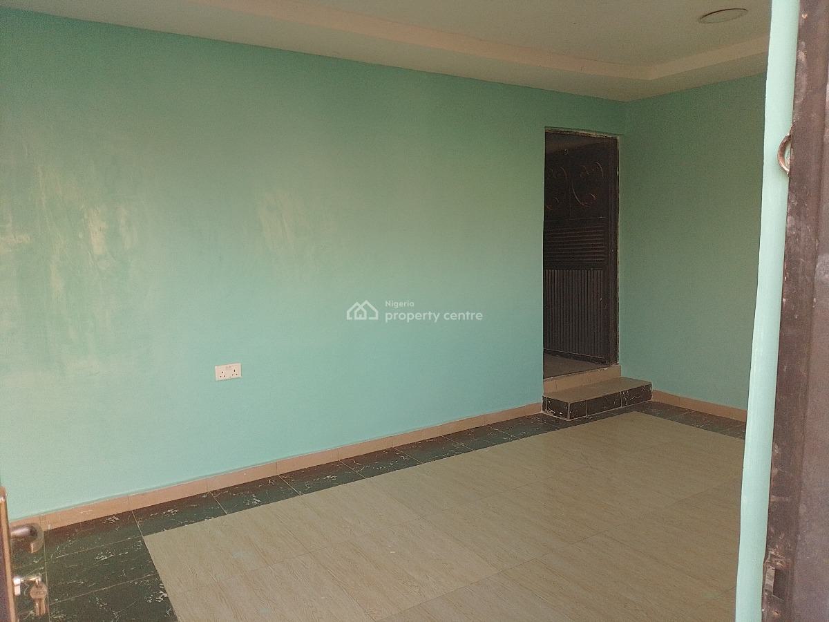 Standard 2 Bedroom Flat, Old Redeemed Church Street, Off Andrew Ighelli Street,, Fha (f.h.a), Lugbe District, Abuja, Flat / Apartment for Rent
