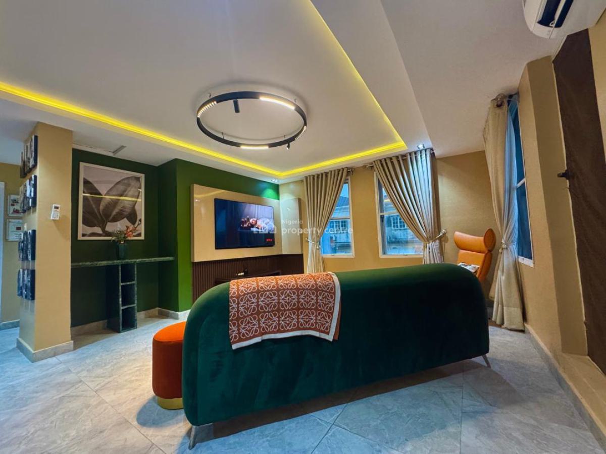 Fully Furnished 1 Bedroom Apartment, Lekki Phase 1, Lekki, Lagos, Mini Flat (room and Parlour) for Rent