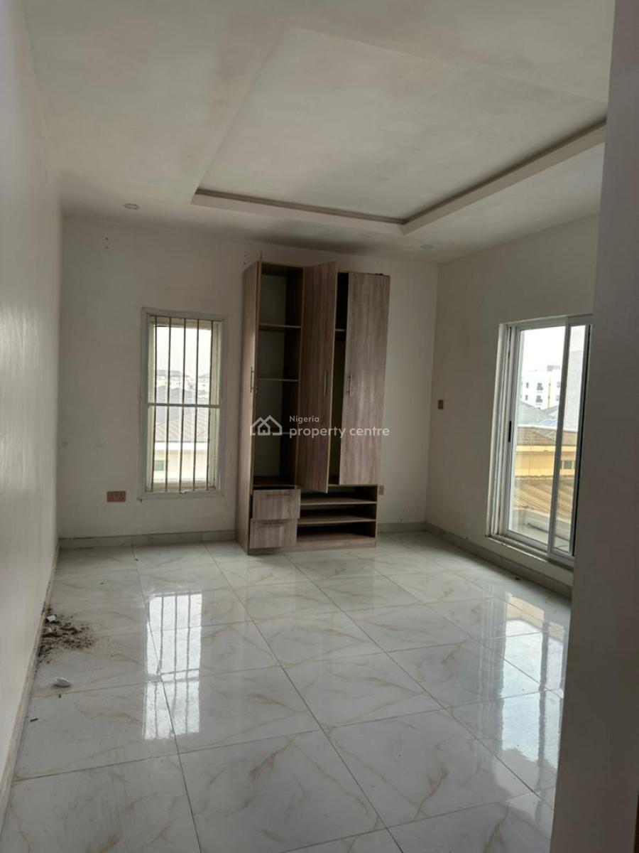 Beautifully Finished 3 Bedroom Flat Serviced Apartment, Cyberville Estate, Ikate Elegushi, Lekki, Lagos, Flat / Apartment for Rent