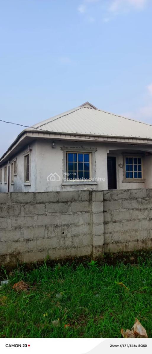 Distress 3bedroom Bungalow in a Well Developed Area with Premium Finis, Ibeju Lekki, Lagos, Detached Bungalow for Sale