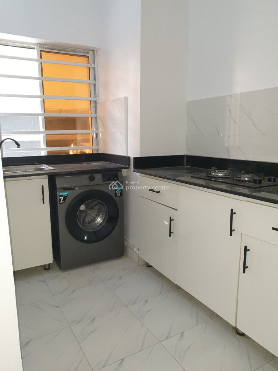 Spacious Service Miniflat, Off Spg Road Ologolo, Lekki, Lagos, Mini Flat (room and Parlour) for Rent