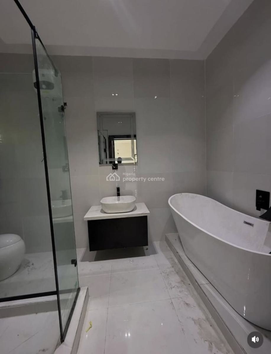 5 Bedroom Fully Detached Duplex with a Bq, Ologolo, Lekki, Lagos, Detached Duplex for Rent