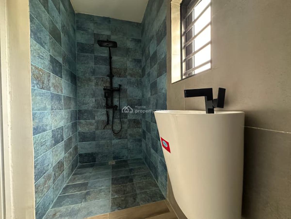 Well Finished 2 Bedroom Apartment, Idado Estate, Agungi, Lekki, Lagos, Flat / Apartment for Sale