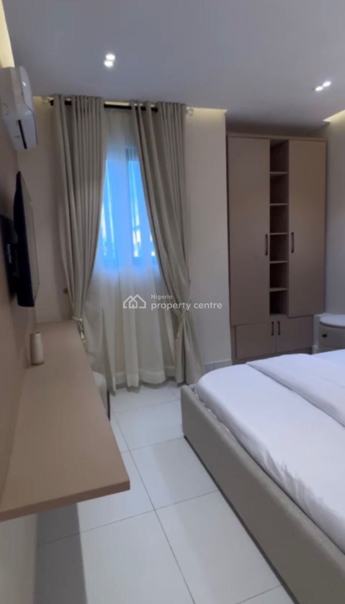 Fully Furnished & Serviced Miniflat, Ikate Elegushi, Lekki, Lagos, Mini Flat (room and Parlour) for Rent