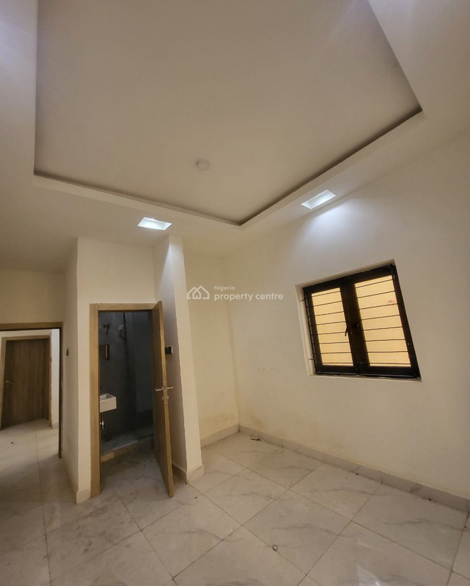 Luxurious Massive 2bedroom Flat, By American International School, Durumi, Abuja, Flat / Apartment for Rent