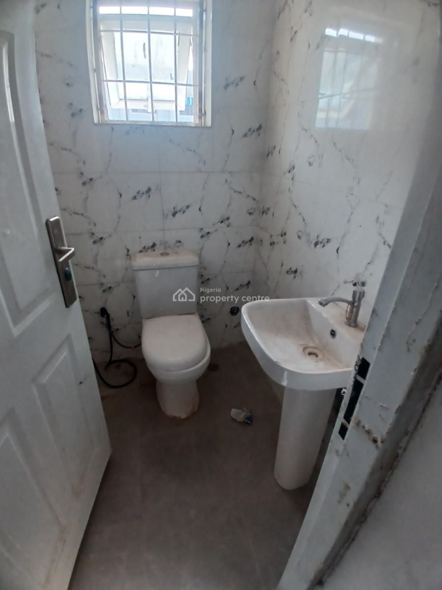 Newly Built 4 Bedroom Terace Duplex, By Gaduwa Junction, Gaduwa, Abuja, Terraced Duplex for Rent