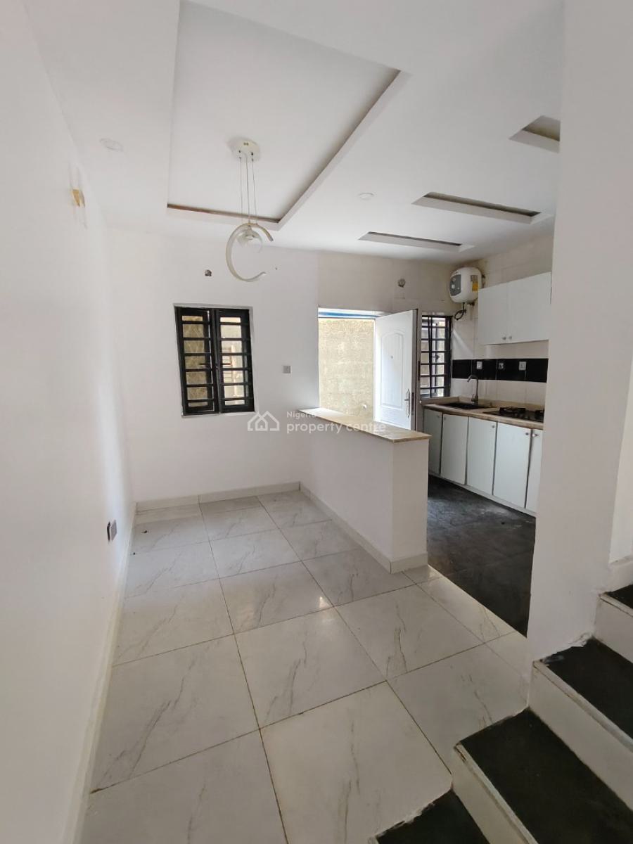 Sharp 2 Bedrooms Terrace Duplex, Blenco, Sangotedo, Ajah, Lagos, Terraced Duplex for Rent