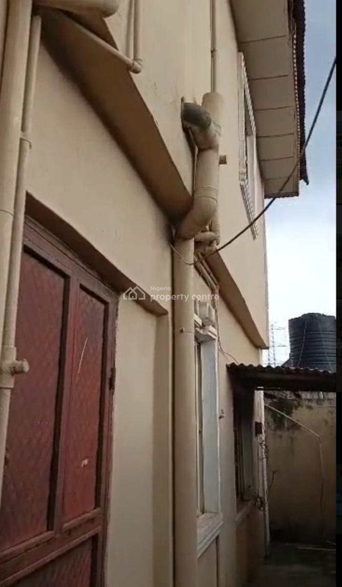 5bedroom Duplex  with 2 Living Room Inside Estate . Video Available, Peace Estate Command Ipaja Lagos, Ipaja, Lagos, House for Sale