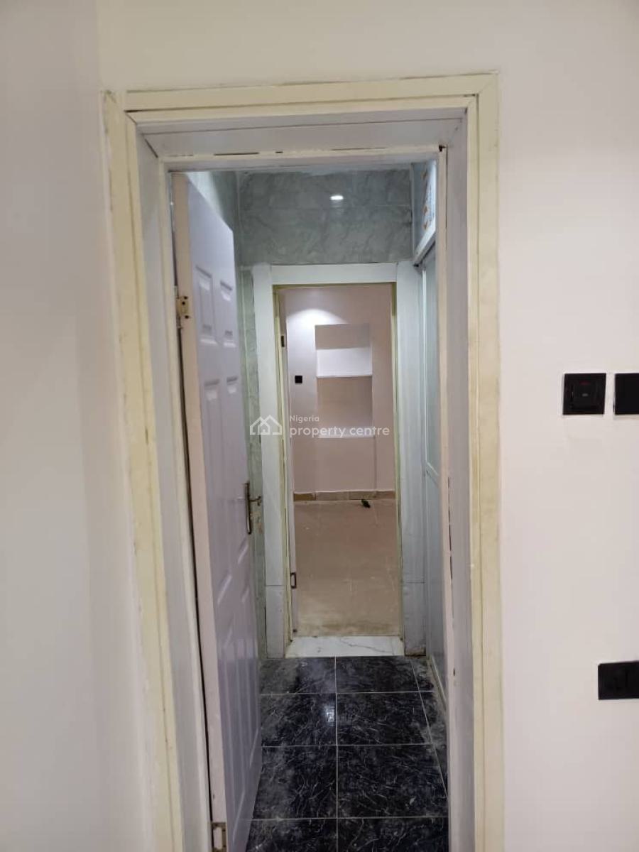 Serviced Mini Flat with Specious Room, Oniru Estate, Oniru, Victoria Island (vi), Lagos, Flat / Apartment for Rent