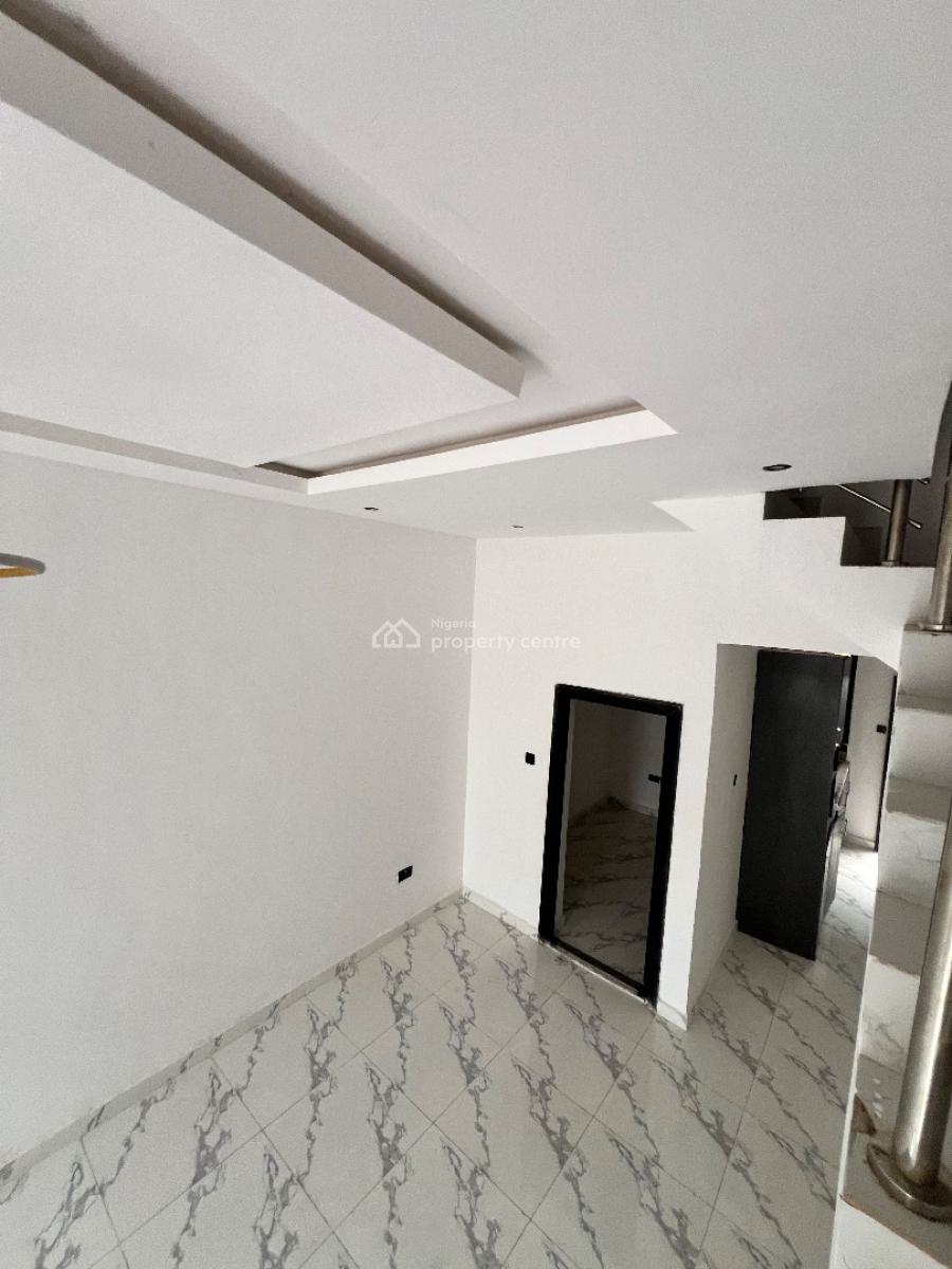 a Luxury 3bedroom Duplex, Before Novare Shoprite Ajah, Lekki Phase 2, Lekki, Lagos, Semi-detached Duplex for Sale