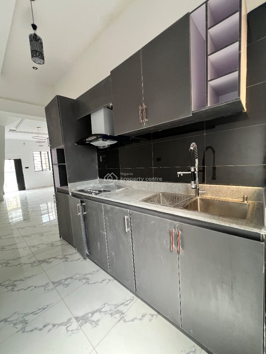 a Luxury 3bedroom Duplex, Before Novare Shoprite Ajah, Lekki Phase 2, Lekki, Lagos, Semi-detached Duplex for Sale