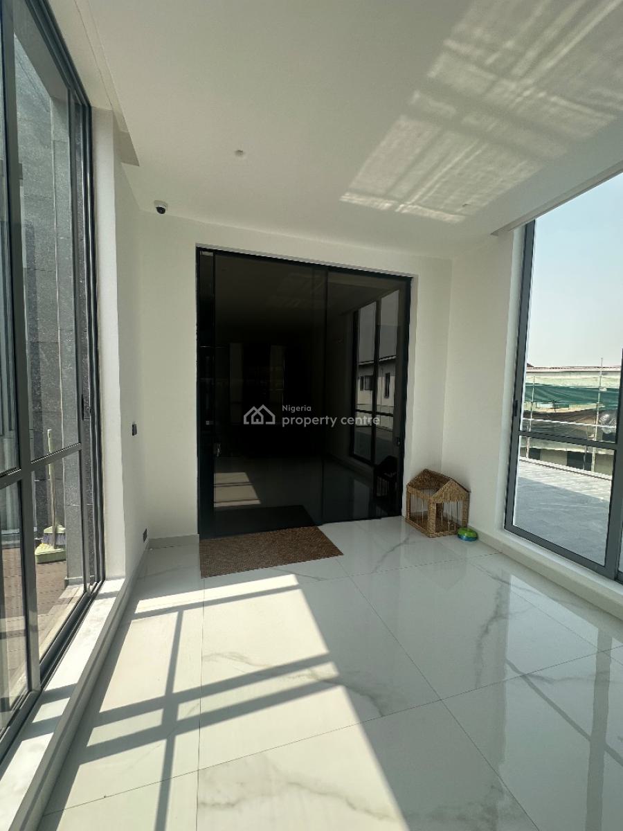 a Premium Luxury Residence Sitting on Approximately 800 Sqm of Land, Pinnock Beach Estate, Osapa, Lekki, Lagos, Detached Duplex for Sale