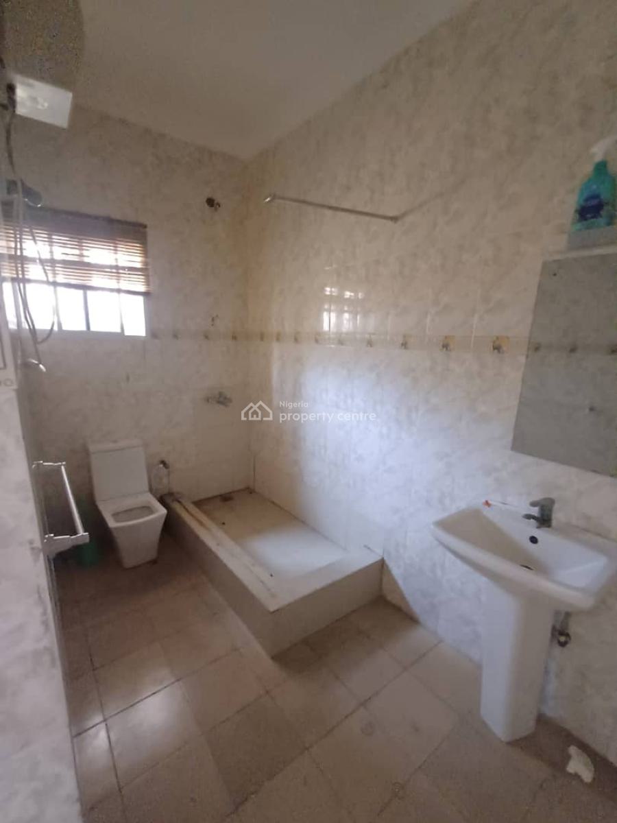 2bedroom Flat with Bq in a Secured Estate, Lekki Phase 1, Lekki, Lagos, Flat / Apartment for Rent