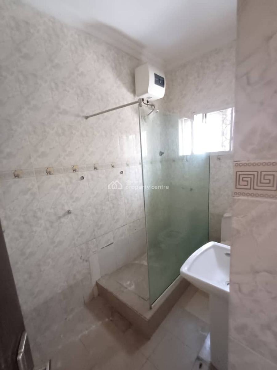 2bedroom Flat with Bq in a Secured Estate, Lekki Phase 1, Lekki, Lagos, Flat / Apartment for Rent
