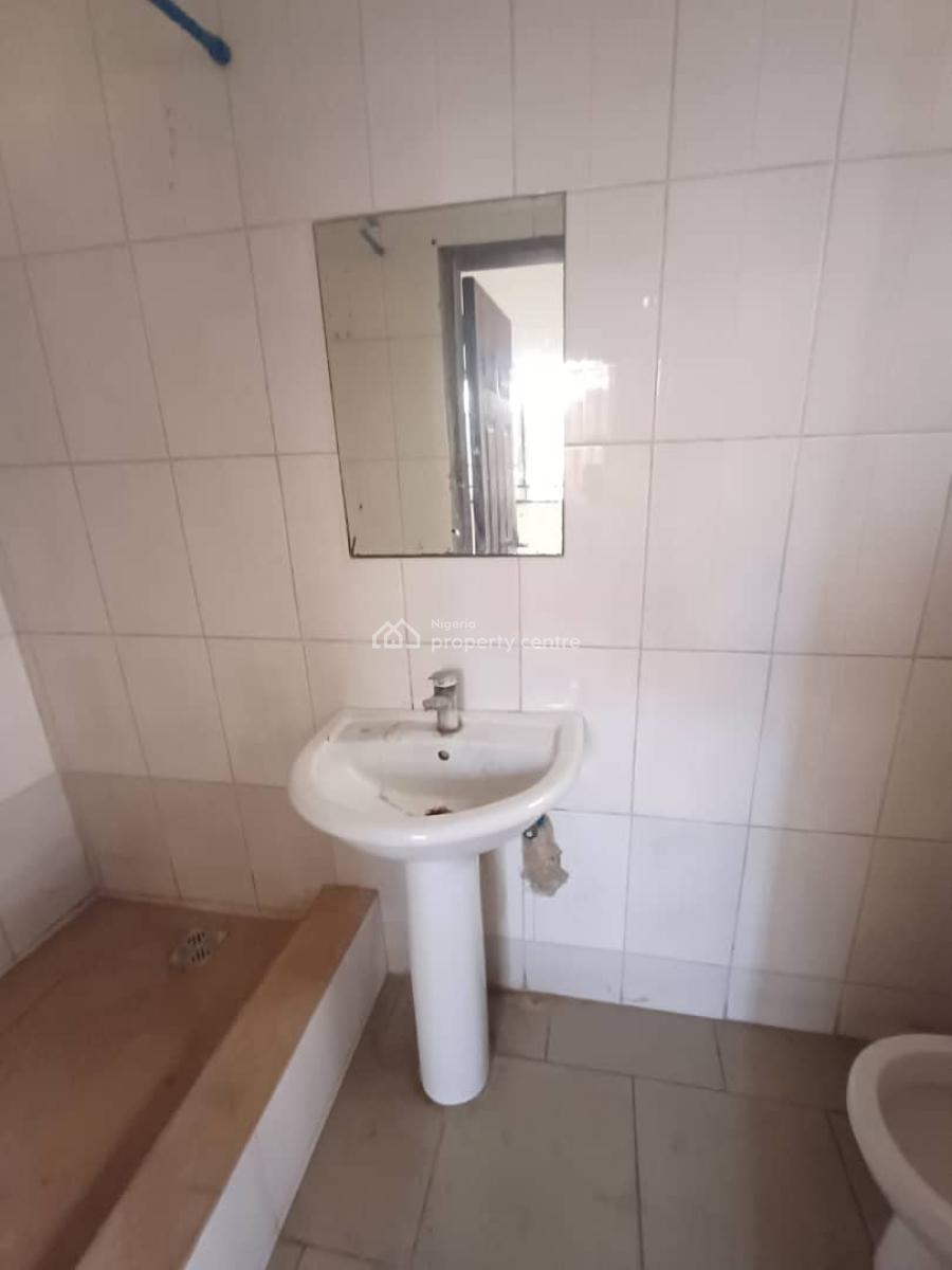 2bedroom Flat with Bq in a Secured Estate, Lekki Phase 1, Lekki, Lagos, Flat / Apartment for Rent