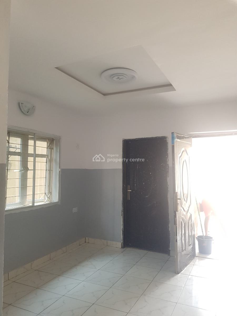 Room and Parlour, Ajah, Lagos, Flat / Apartment for Rent