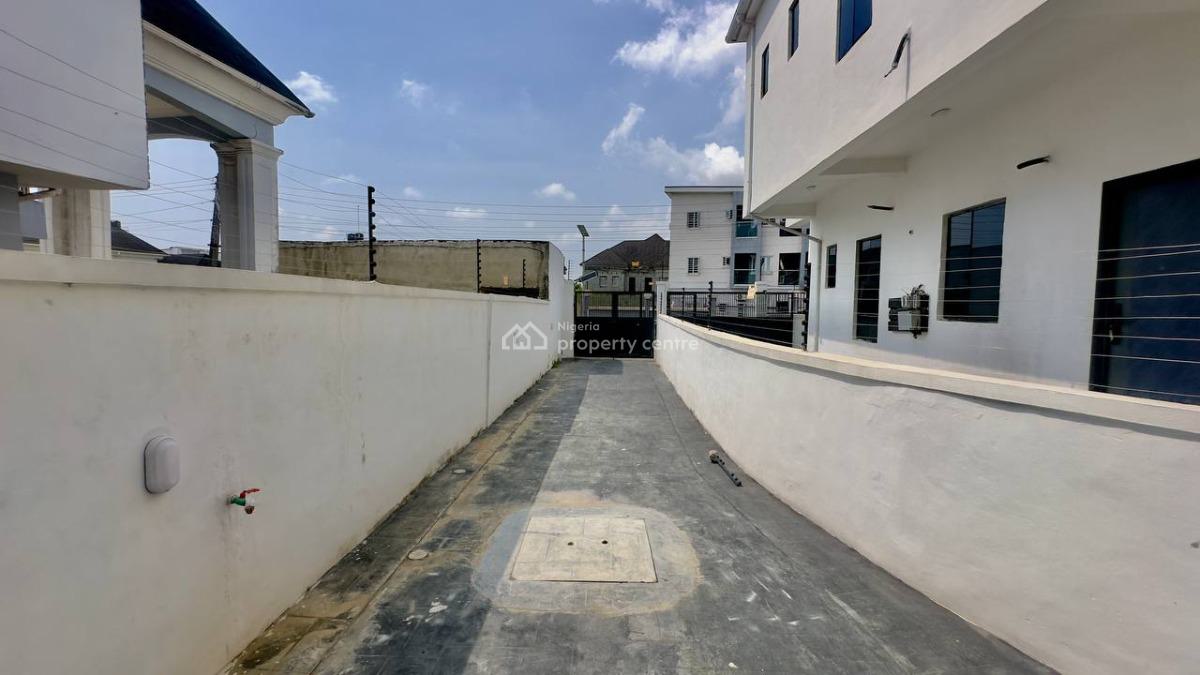Well Priced 4 Bed Semi Detached Duplex with Bq in a Gated Estate, Happyland Estate, Sangotedo, Ajah, Lagos, Semi-detached Duplex for Sale