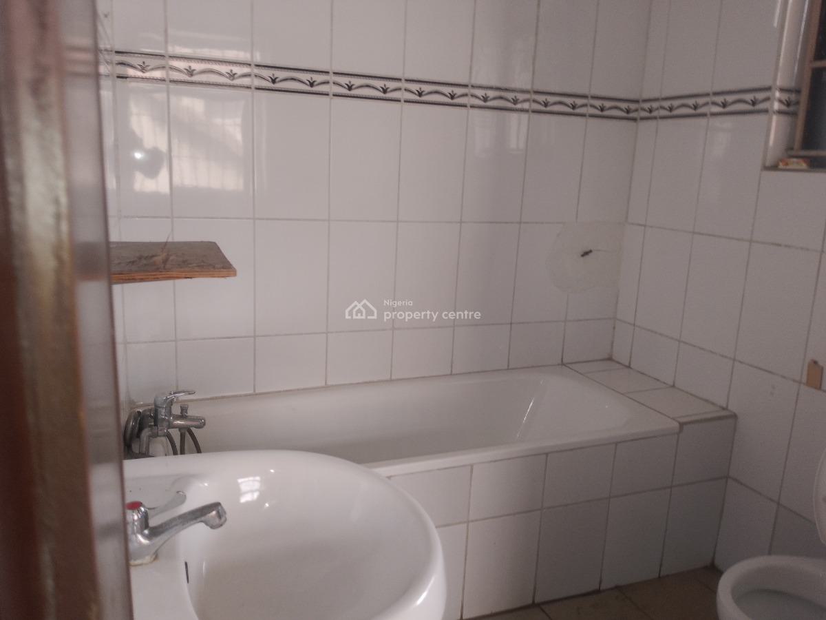 Office Building 6 Bedroom  Semi-detahched  Room Bq, Gra Ikeja Lagos, Ikeja, Lagos, House for Rent