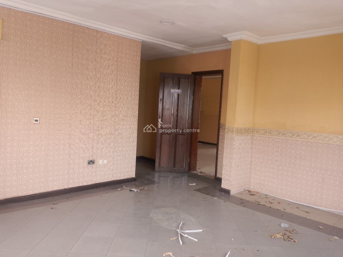 Office Building 6 Bedroom  Semi-detahched  Room Bq, Gra Ikeja Lagos, Ikeja, Lagos, House for Rent