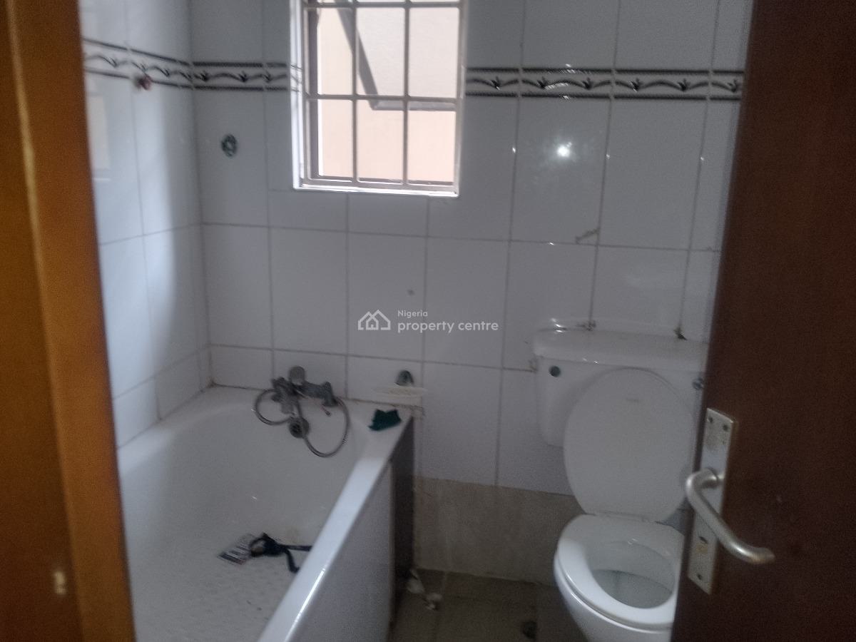 Office Building 6 Bedroom  Semi-detahched  Room Bq, Gra Ikeja Lagos, Ikeja, Lagos, House for Rent